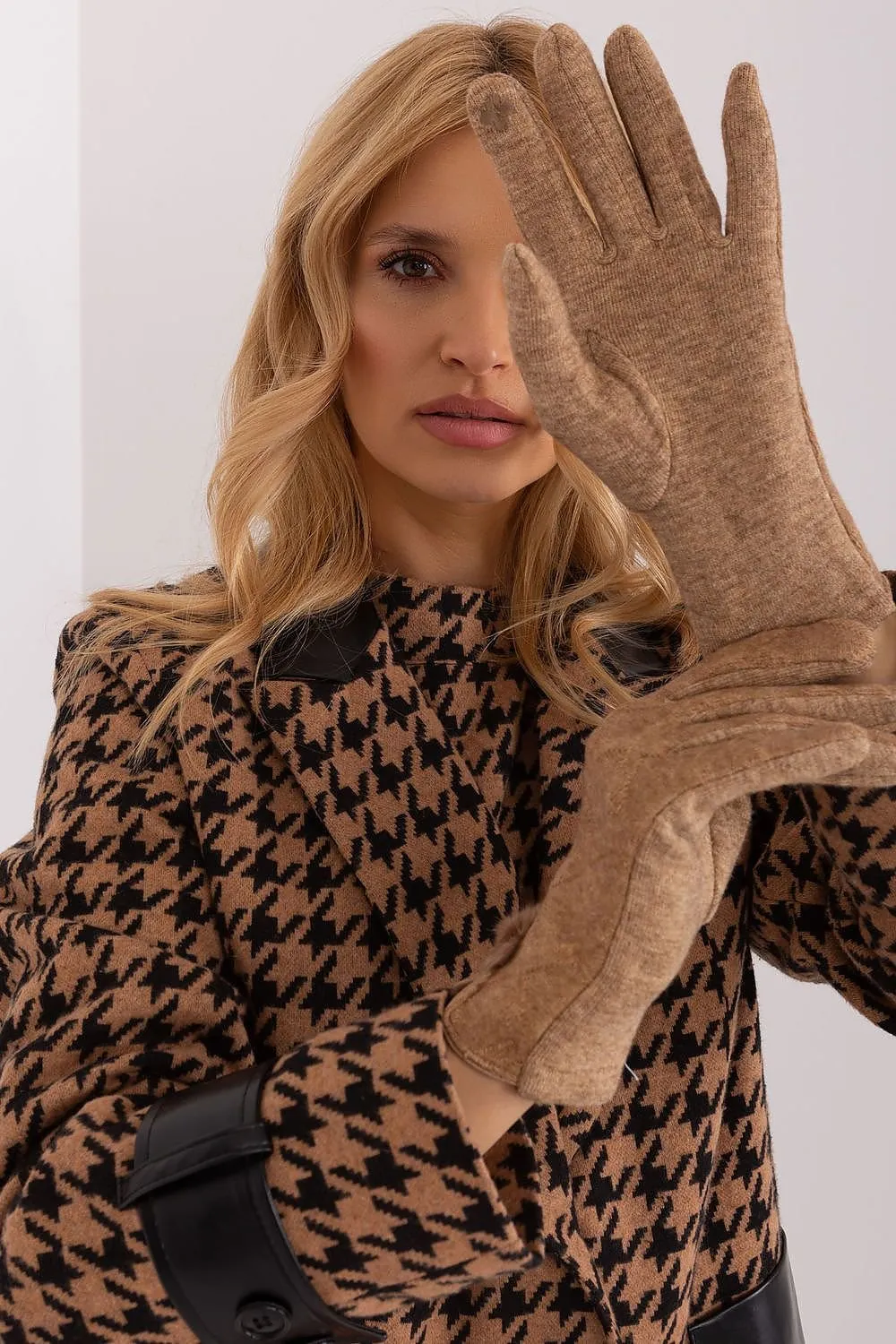 AT Gloves model 191073
