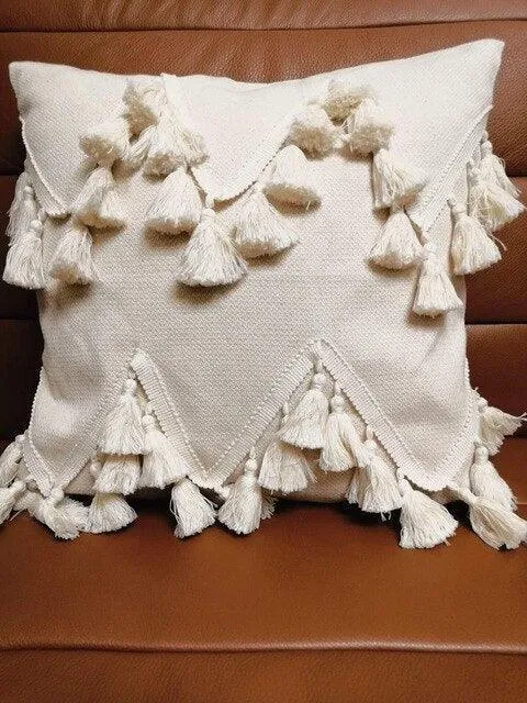 Bohemian Bliss: Tassel-Embellished Moroccan Cushion Cover