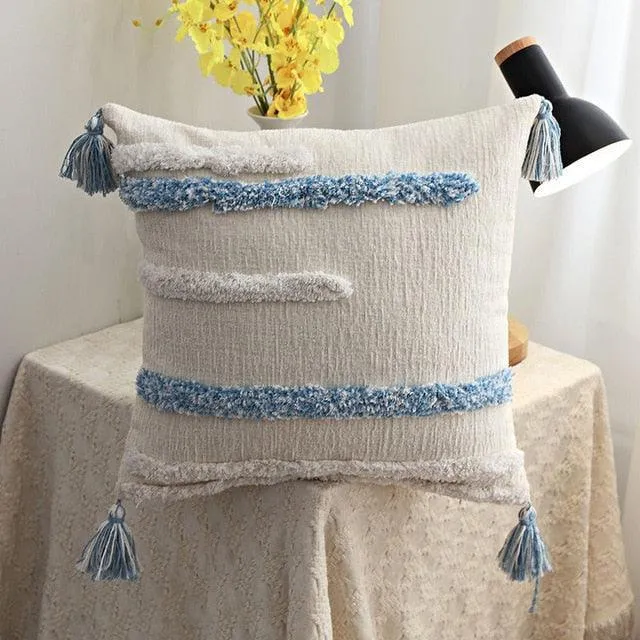 Bohemian Bliss: Tassel-Embellished Moroccan Cushion Cover