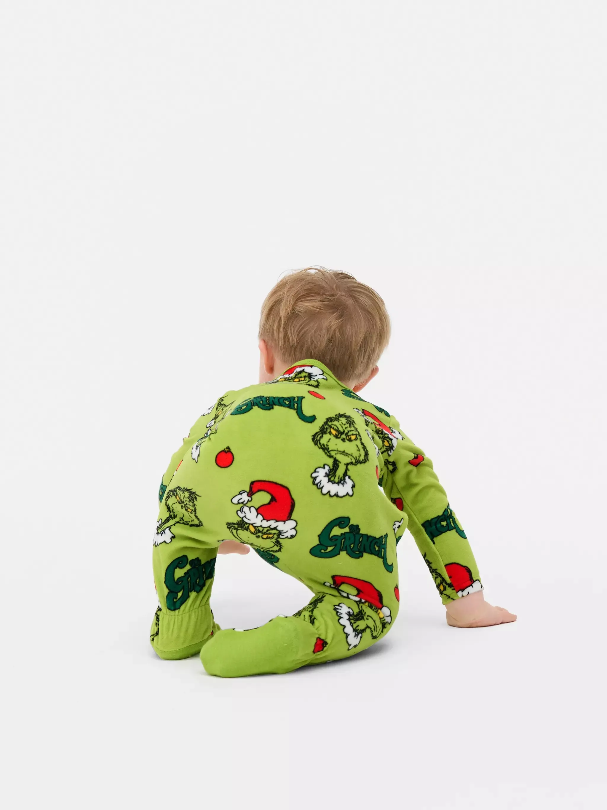 Women’s The Grinch Fleece Pajamas