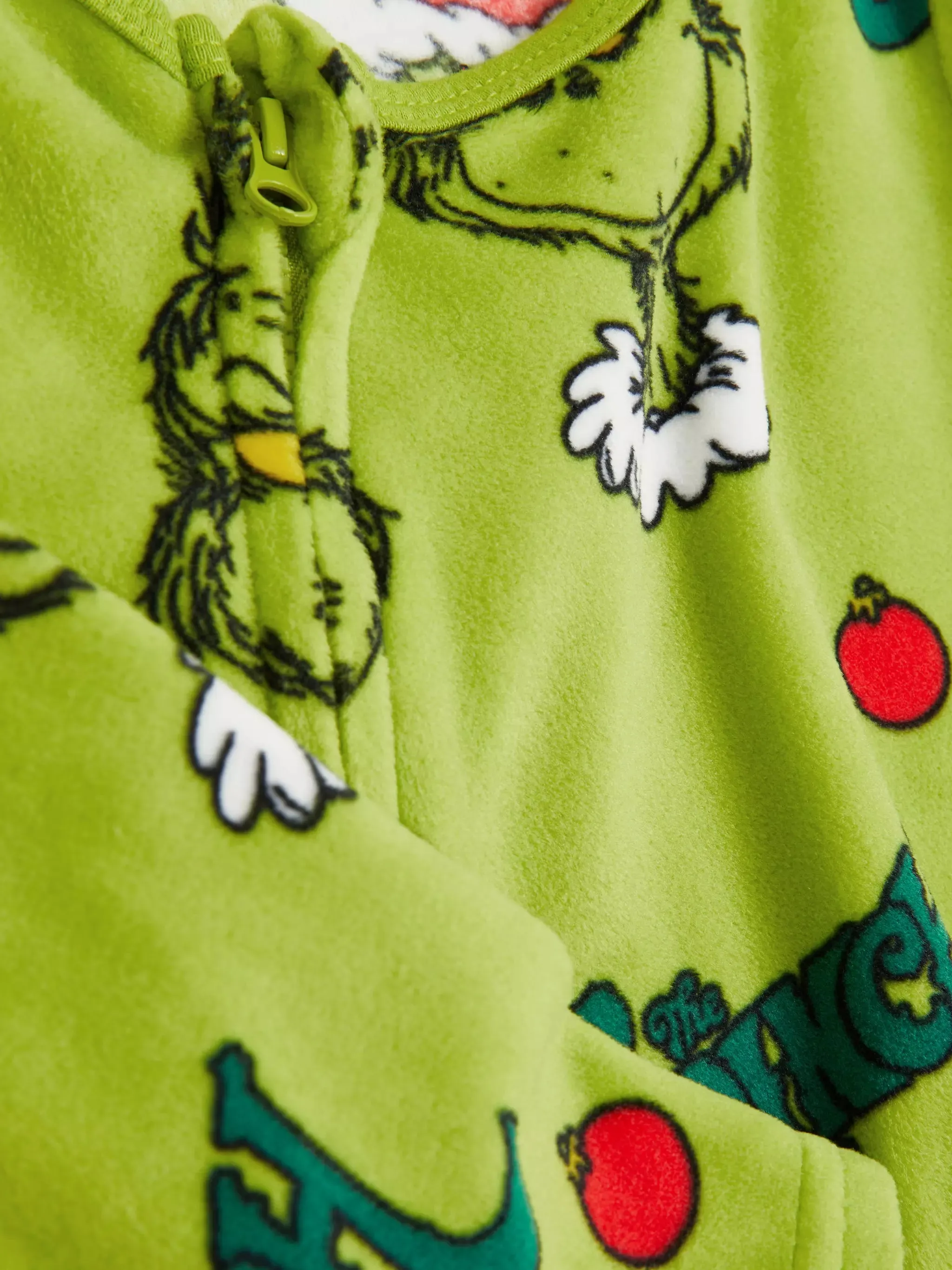 Women’s The Grinch Fleece Pajamas